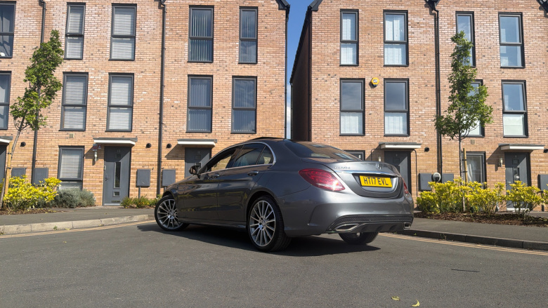 Mercedes-Benz C-Class C250d AMG Line Premium 4dr 9G-Tronic Diesel Saloon